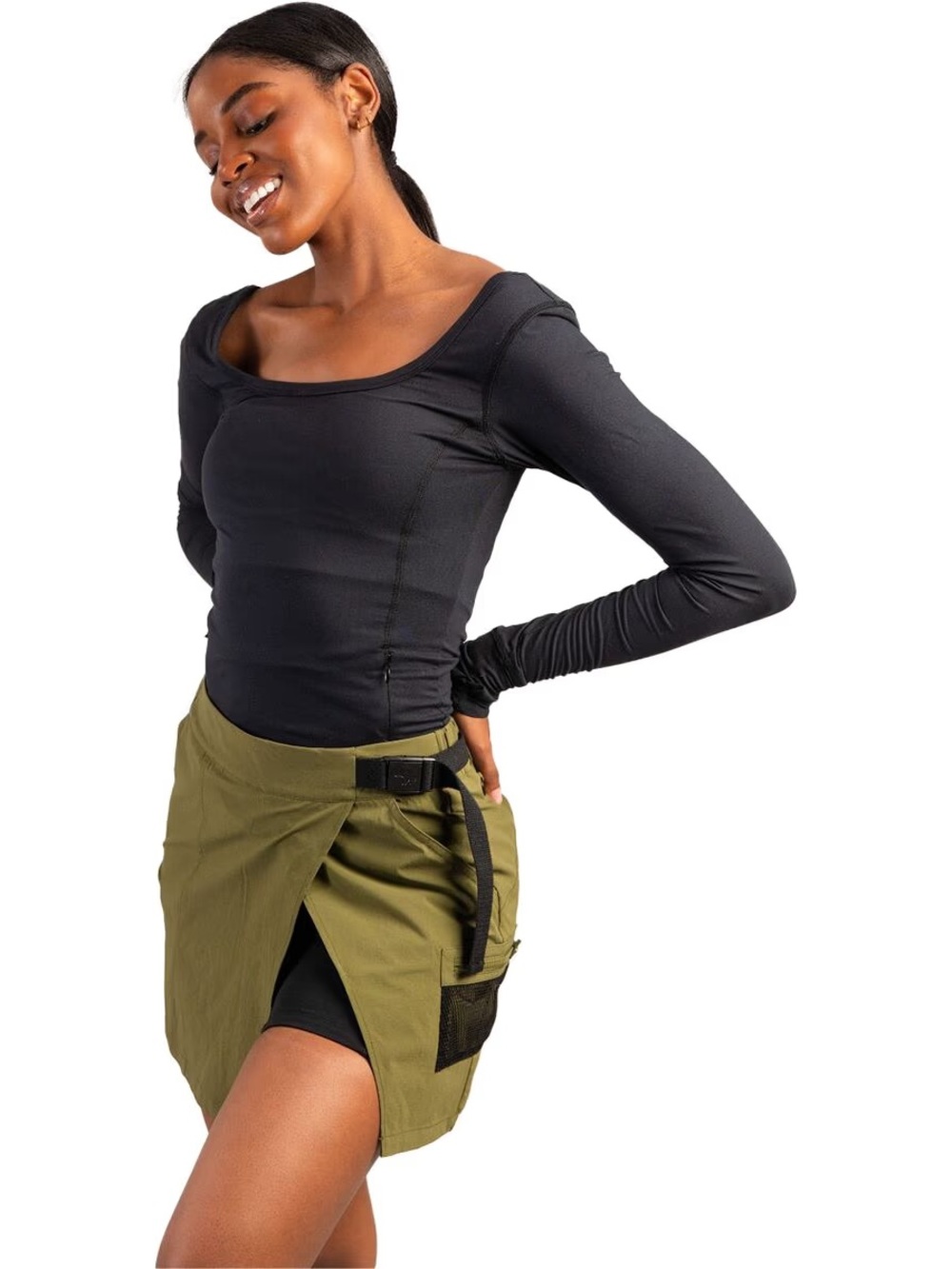 Wondery Outdoors Ephedra Trail Cargo Hiking Skort in Olive - Picture 1 of 13